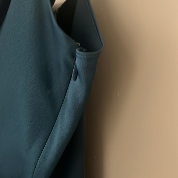 Vince silk blue slip in turquoise. Size large - Picture 4 of 6